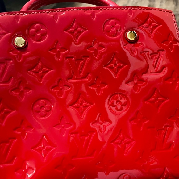 Authentic Louis Vuitton Women's Monogram Vernis Montaigne MM Leather Satchel - Picture 2 of 6